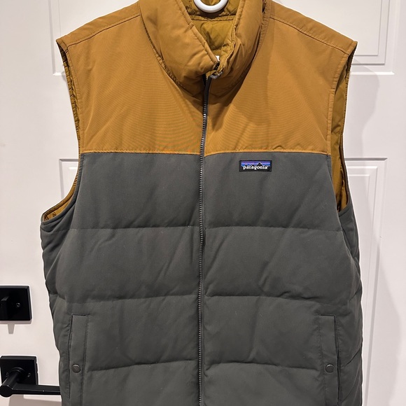 Patagonia Other - Patagonia Men's Gray and Tan Reversible Puffer Vest